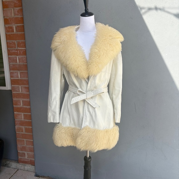 Vintage 1960s Fur Trim Coat - Picture 1 of 10